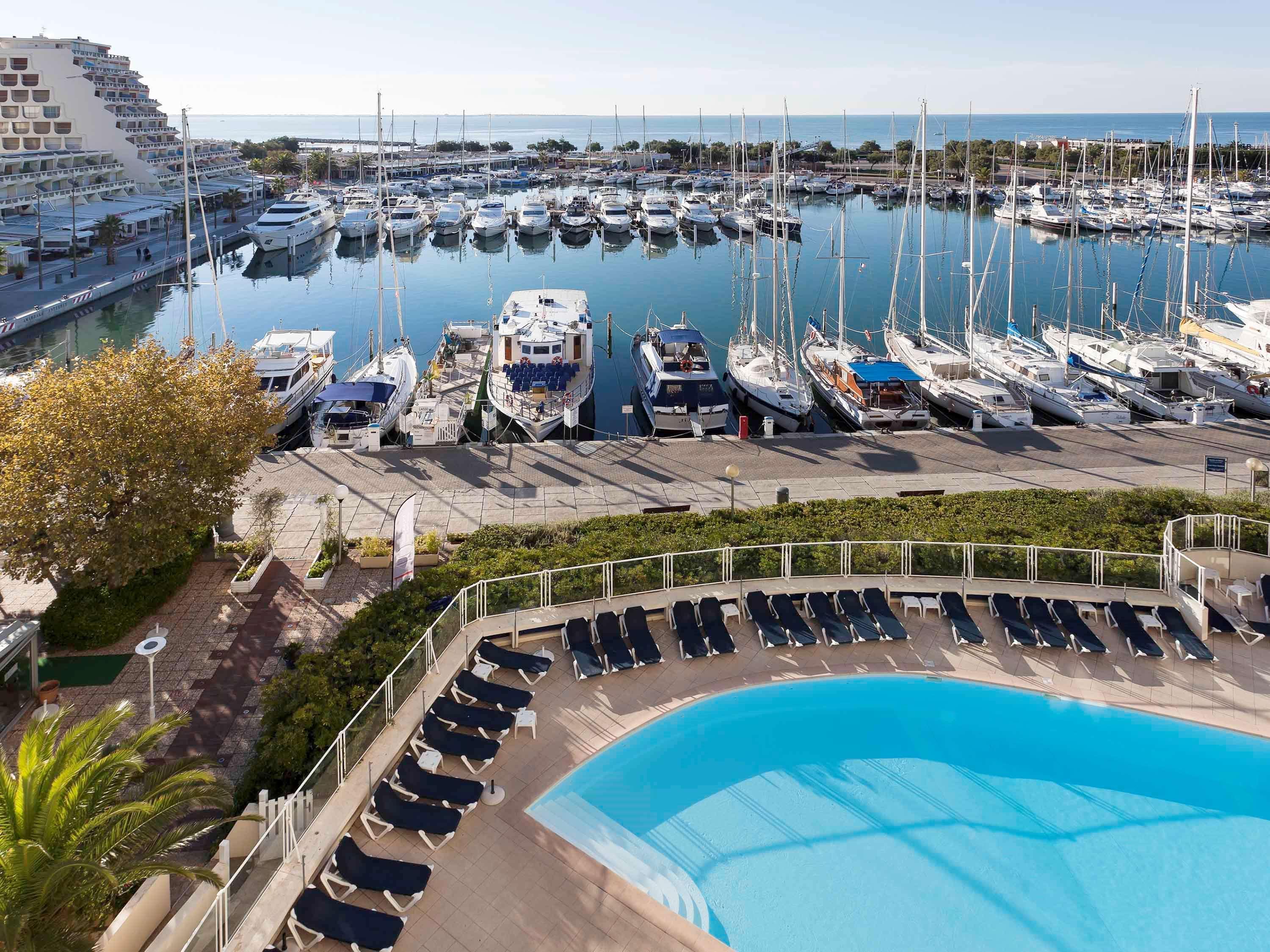 Mercure Port Motte Hotel 4*